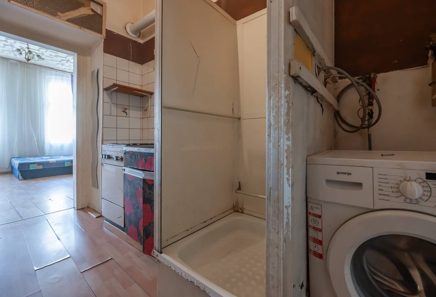 ++KOPP++ For Creatives: 1 room Renovation Project with many possibilities