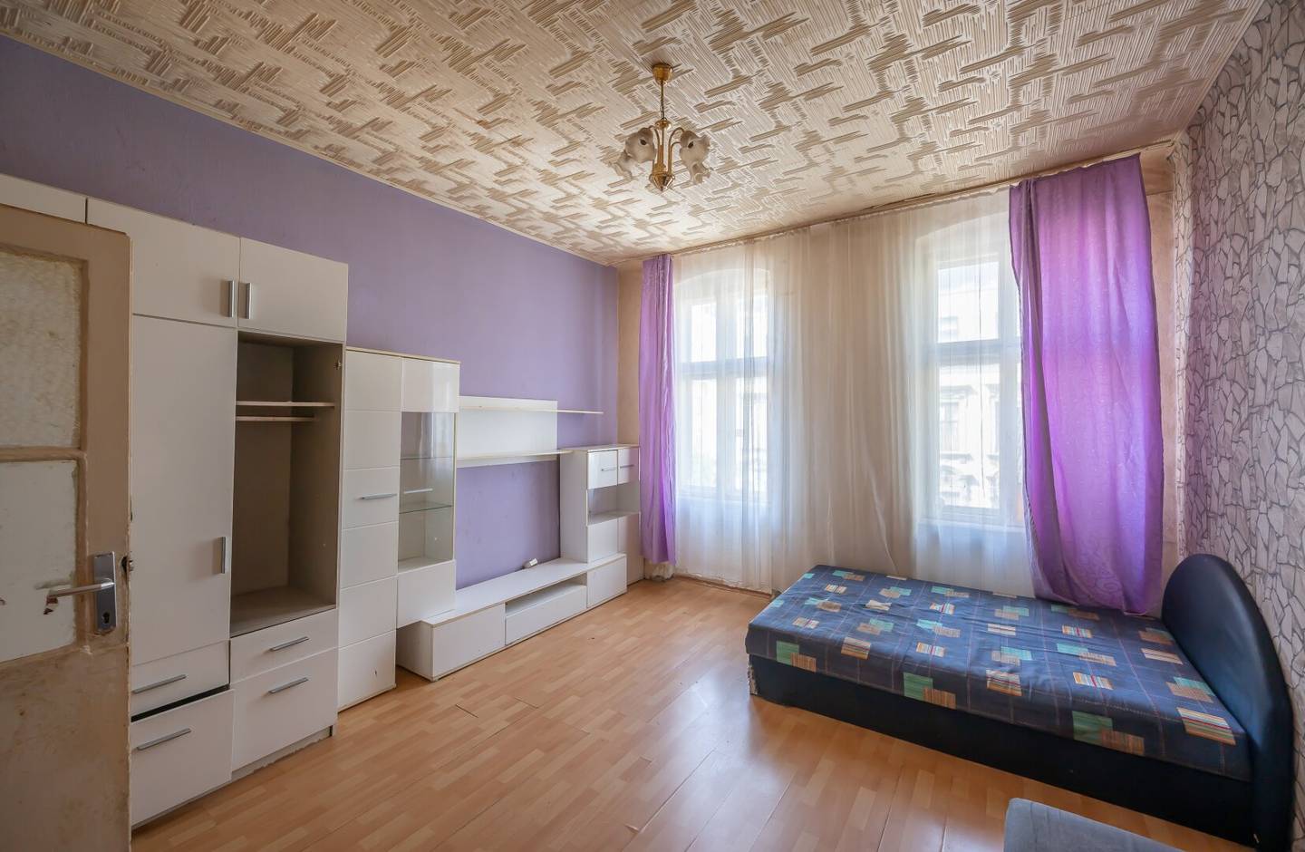 ++KOPP++ For Creatives: 1 room Renovation Project with many possibilities