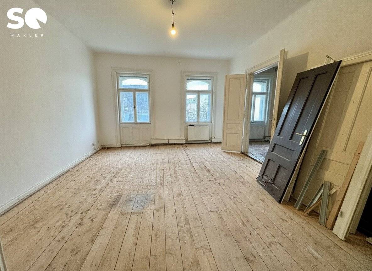 #SQ BRIGHT five room old building apartment with balcony near U2 Rathaus