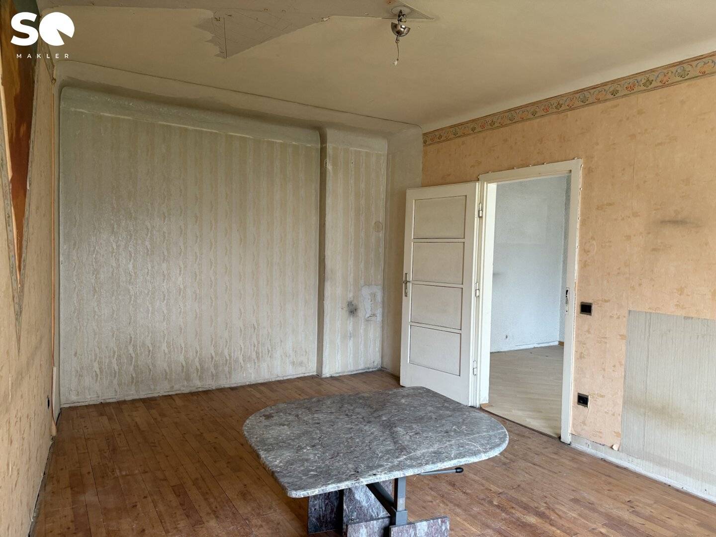 #SQ Renovation needed approximately 57 m² apartment near Brunnenmarkt affordable rent with reasonable rent? no that seems redundant to mention twice; adjust: #SQ Renovation needed approximately 57 m² apartment near Brunnenmarkt affordable rent