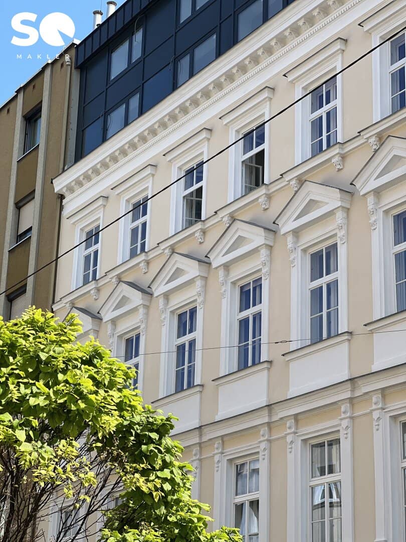#SQ Investors, beware! Indefinitely tenanted two room prewar apartment in a quiet location