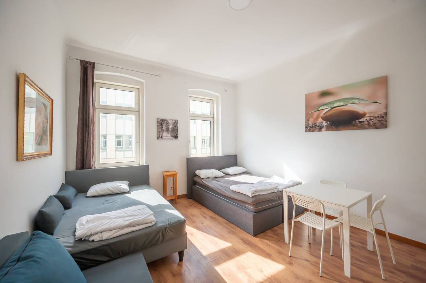 ++NEW++ renovation needed 1 room old building apartment