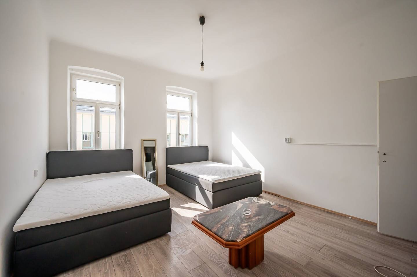 ++NEW++ renovation needed one room old building apartment in 1120