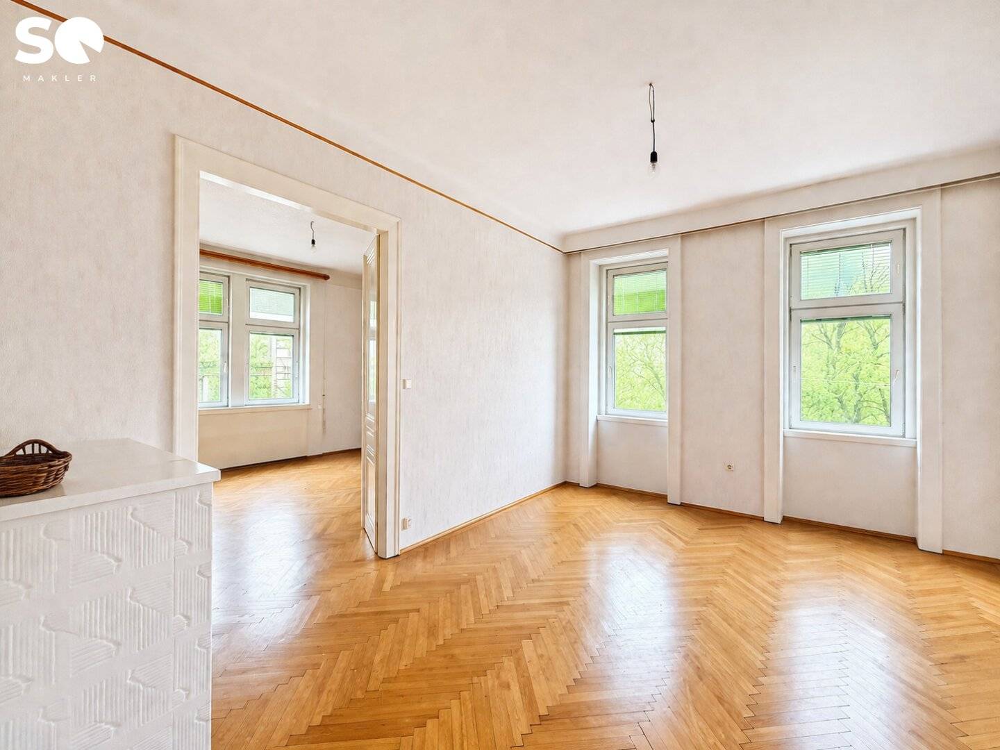 #SQ Charming 2-room old building apartment with park view in 1200 Vienna great potential