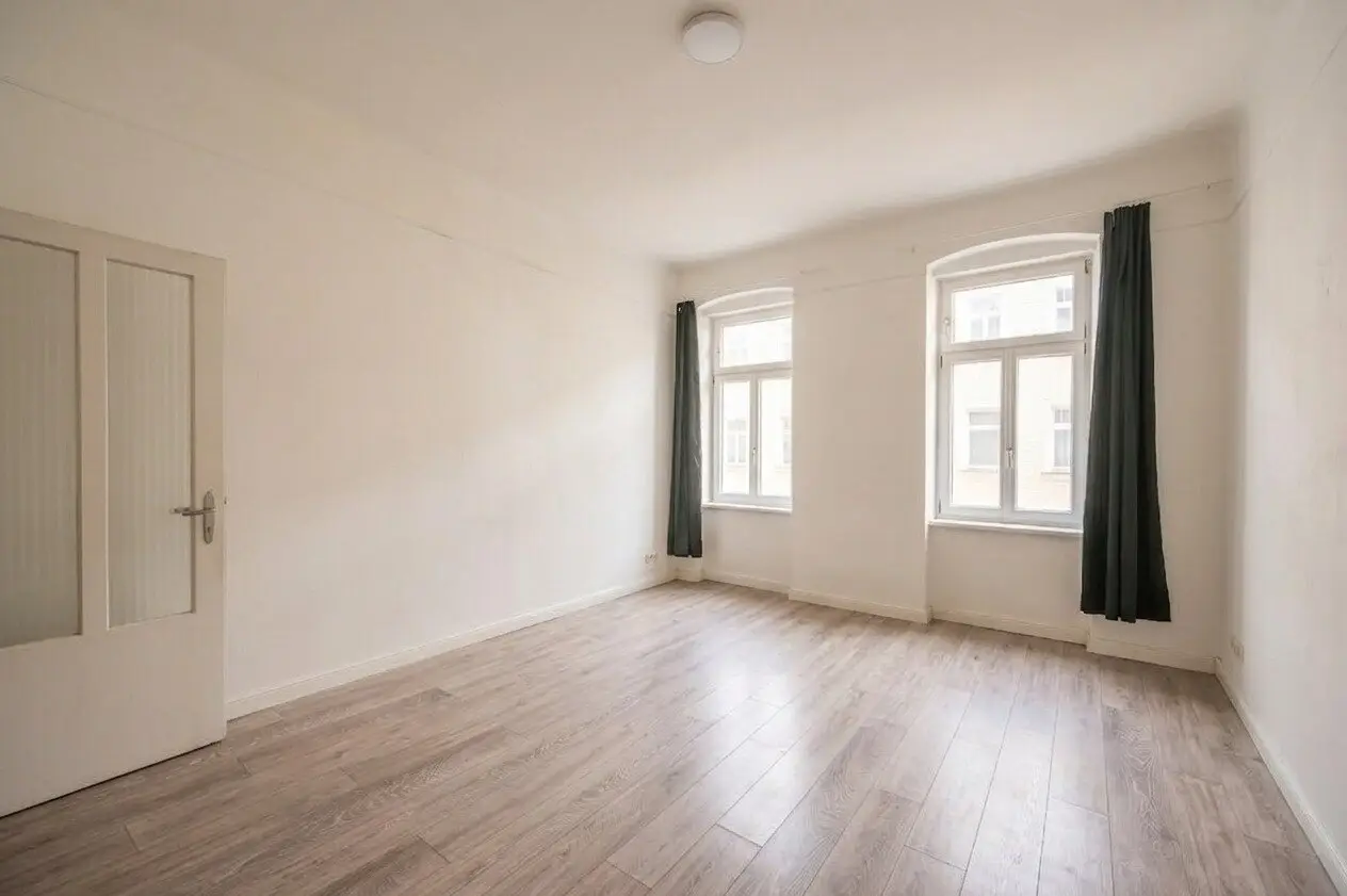 NEW in need of renovation one room old building apartment for DIY enthusiasts