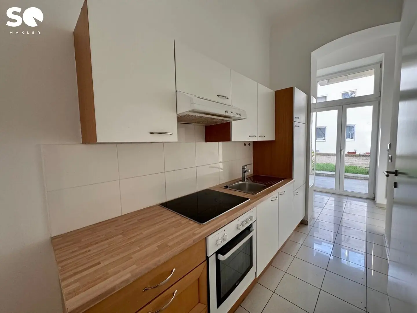 Bright two room terrace apartment in a quiet location