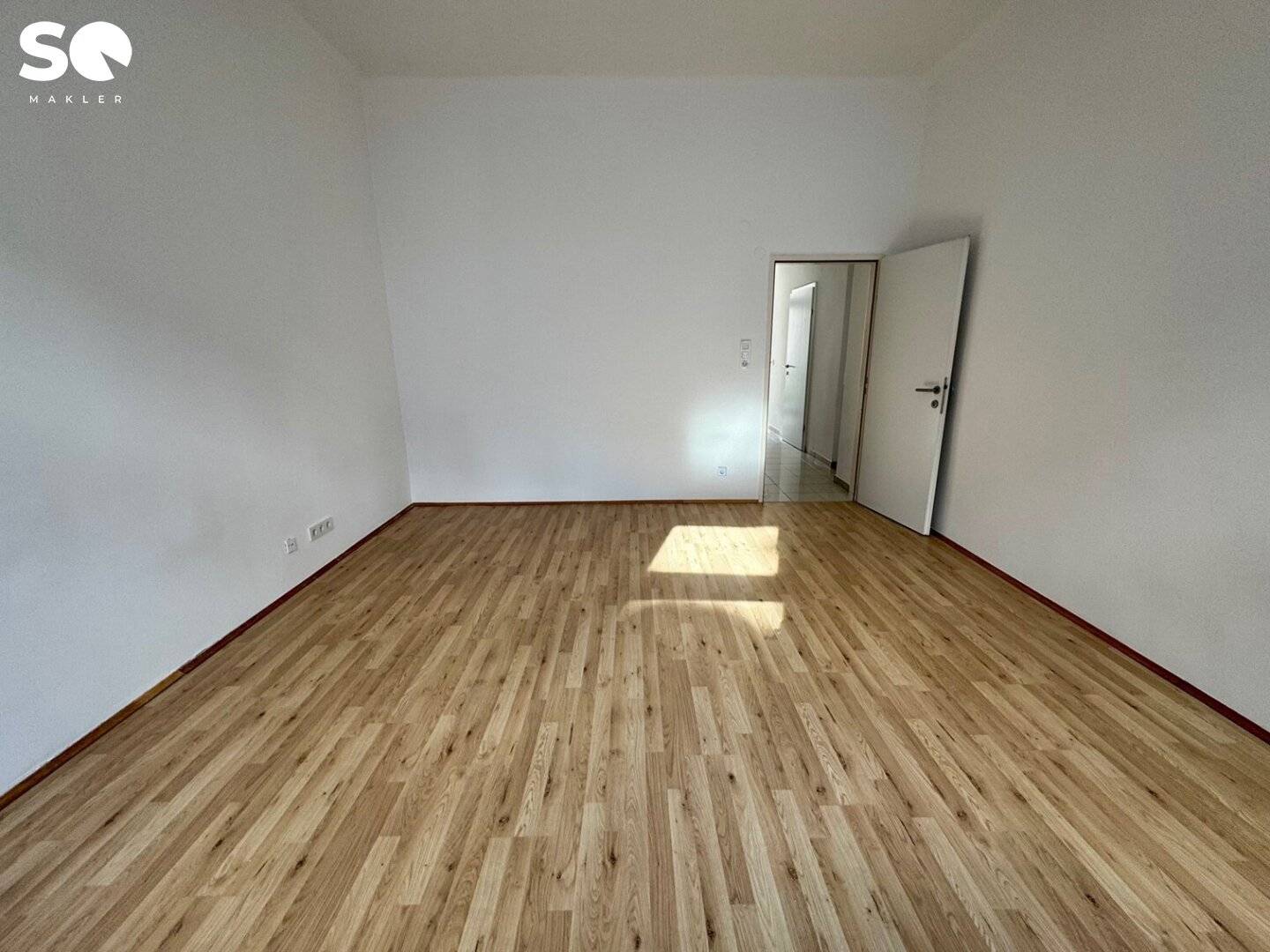 #SQ - HELLE 2-ZIMMER-TERRASSENWOHNUNG IN RUHELAGE!