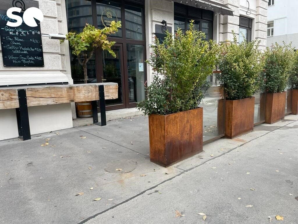 SQ - approx. 5% return! Attractive commercial premises near Hauptbahnhof and Belvedere