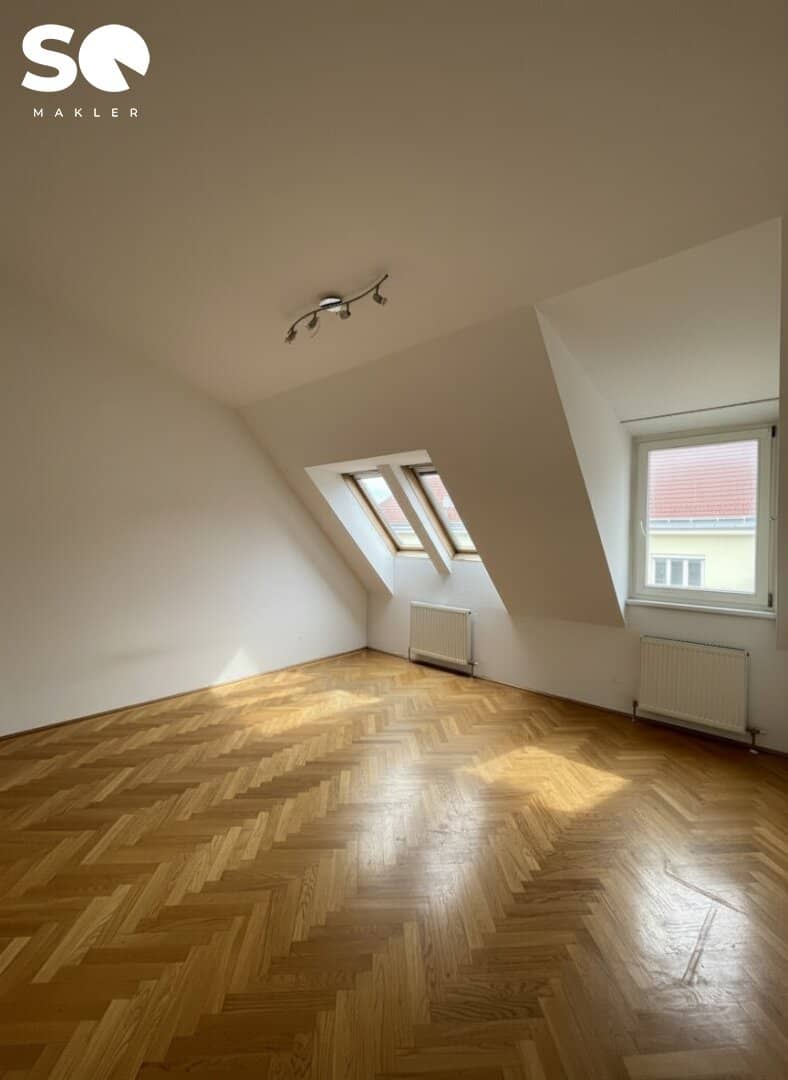 SQ - Bright 2 Room Attic Apartment in Central and Quiet Location of the 20th District