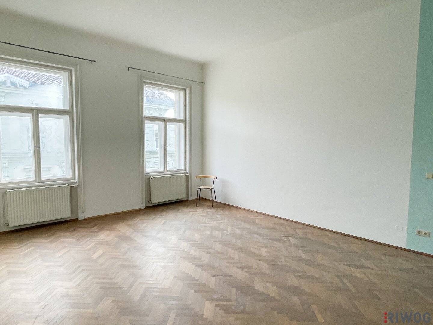 Altbaubüro zu unschlagbaren EUR 12,60 pro m2 in super Lage