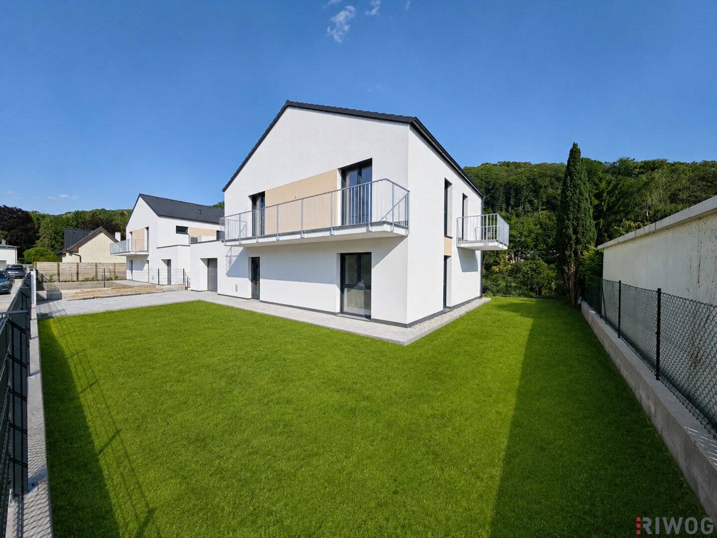 ERSTBEZUG | Einfamilienhaus mit 5 Zimmern & Garage | Luftwärmepumpe | südseitige Terrasse | schlüsselfertig