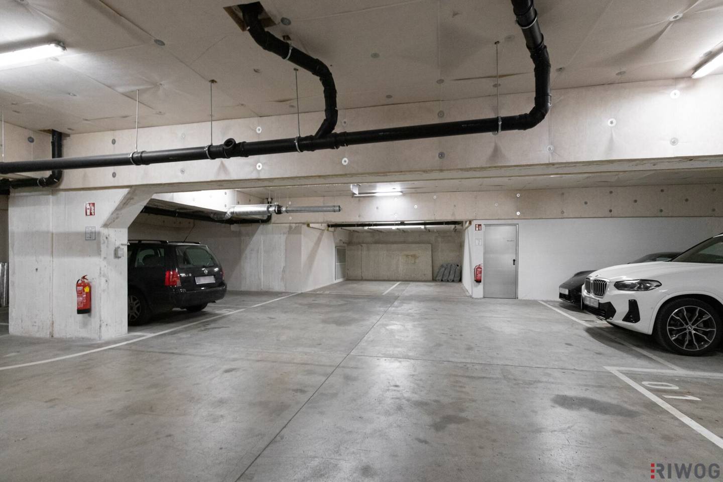 Garagenstellplatz mit AUTOLIFT in Neulerchenfeld || umfangreich saniert 2019