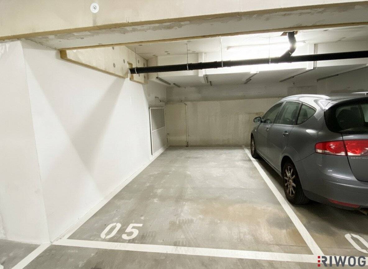 Garagenstellplatz mit AUTOLIFT in Neulerchenfeld || umfangreich saniert 2019