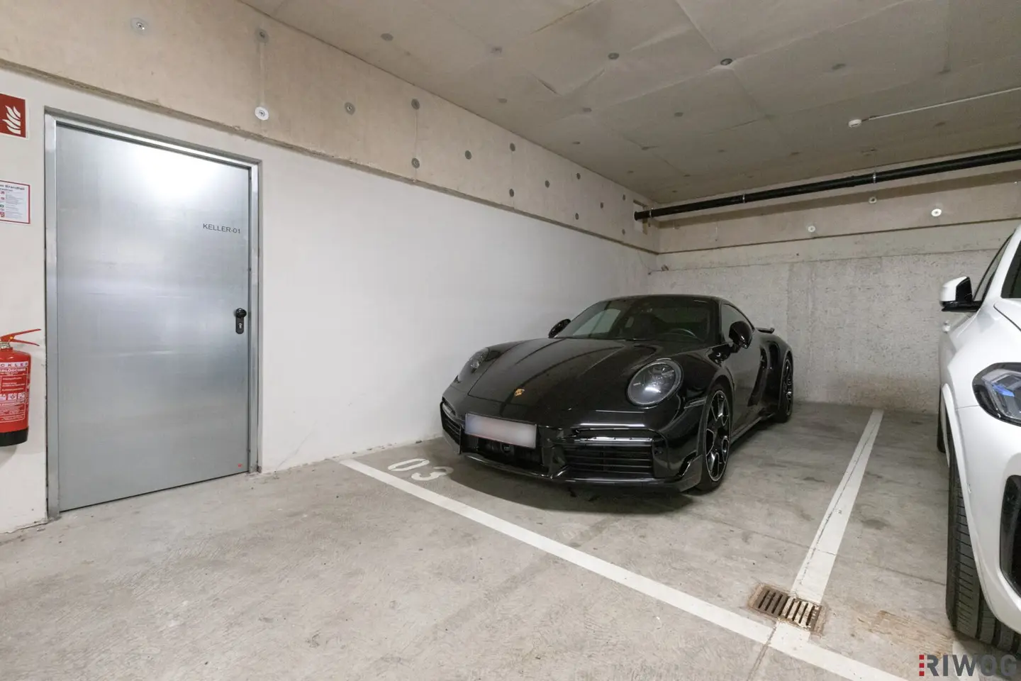 Garagenstellplatz mit AUTOLIFT in Neulerchenfeld || umfangreich saniert 2019