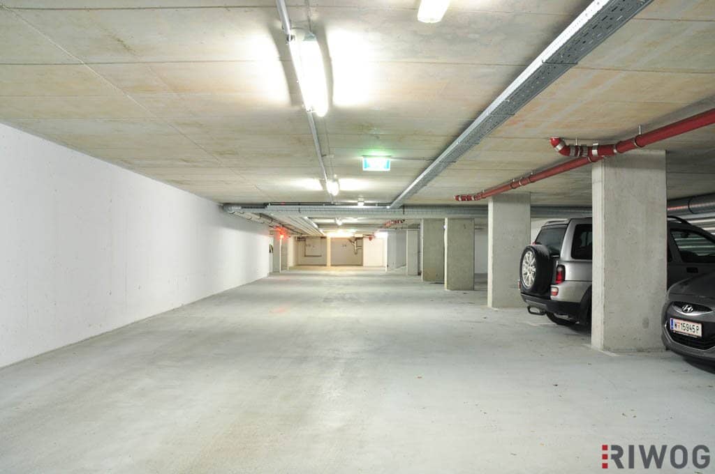 Tiefgaragenplatz nähe Hoßplatz zu mieten | aktuell 2 Plätze verfügbar