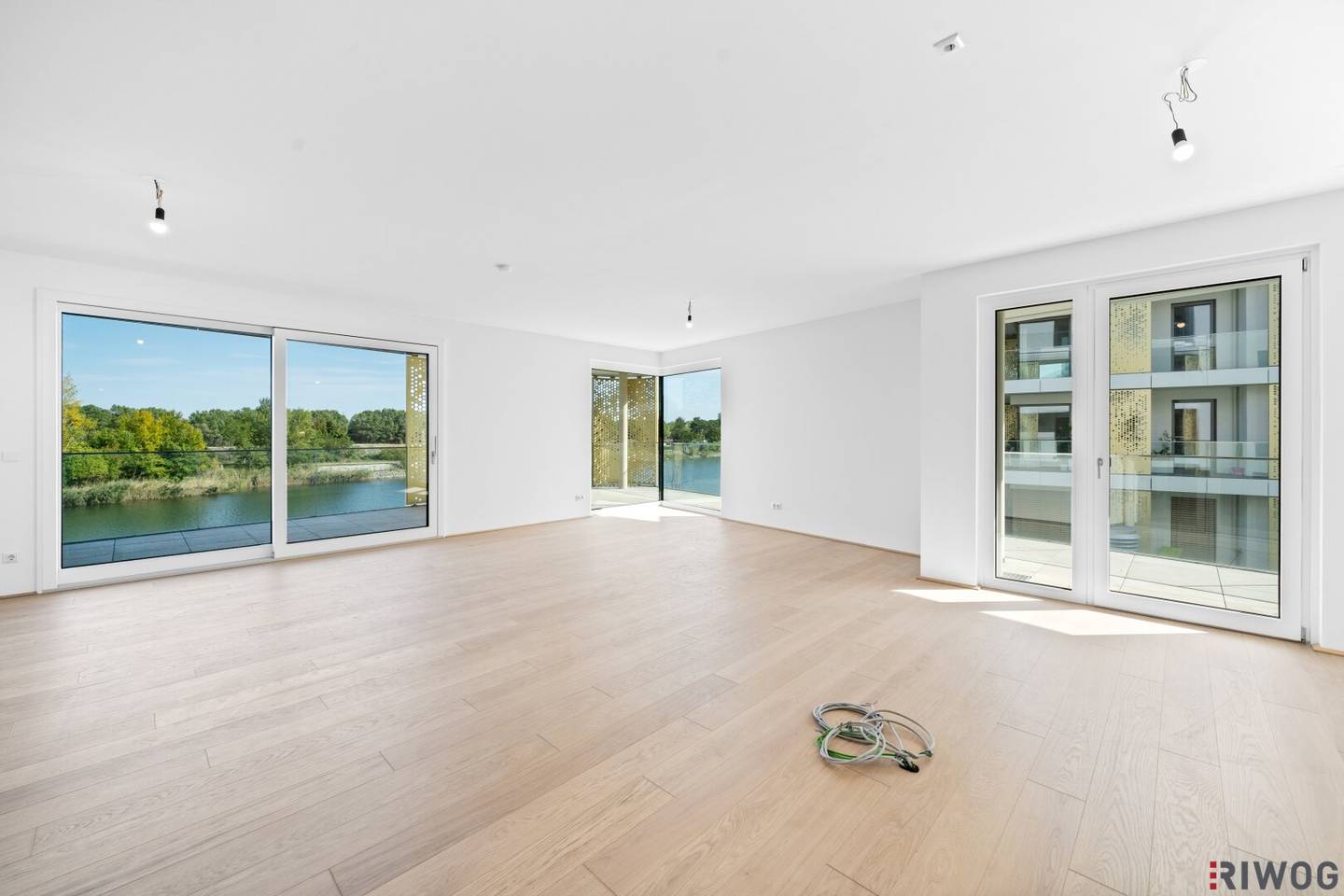 Grenzenloses Abenteuer vor der Tür | optimal aufgeteilte 3-Zimmer | Loggia mit ca. 45 m²