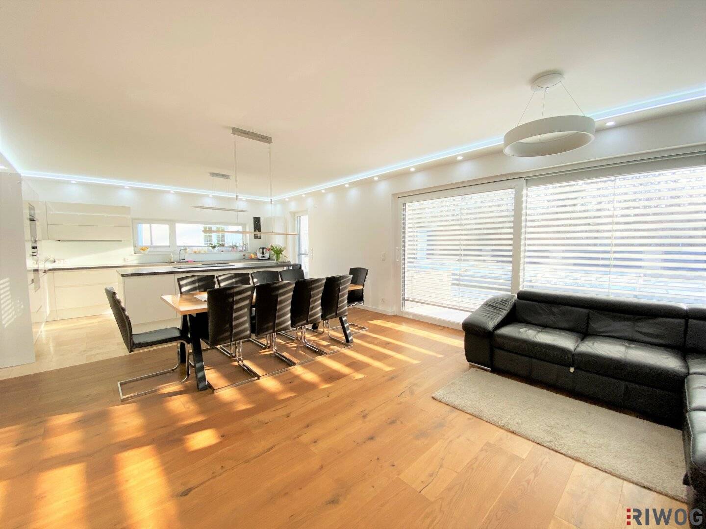 Modern single family house Pool &amp; Garden Garage 30 minutes to downtown