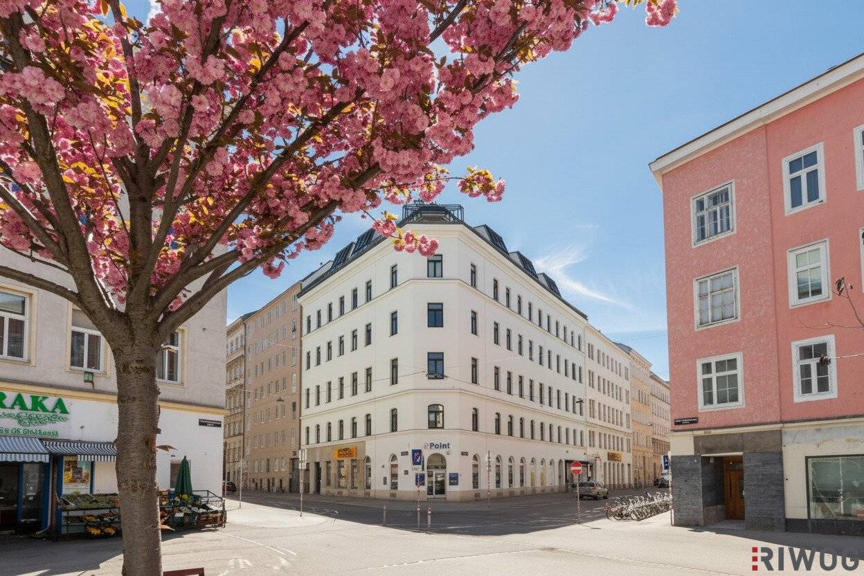 ERSTBEZUG - Traumhafte DG-Wohnung mit Weitblick und großzügiger Dachterrasse