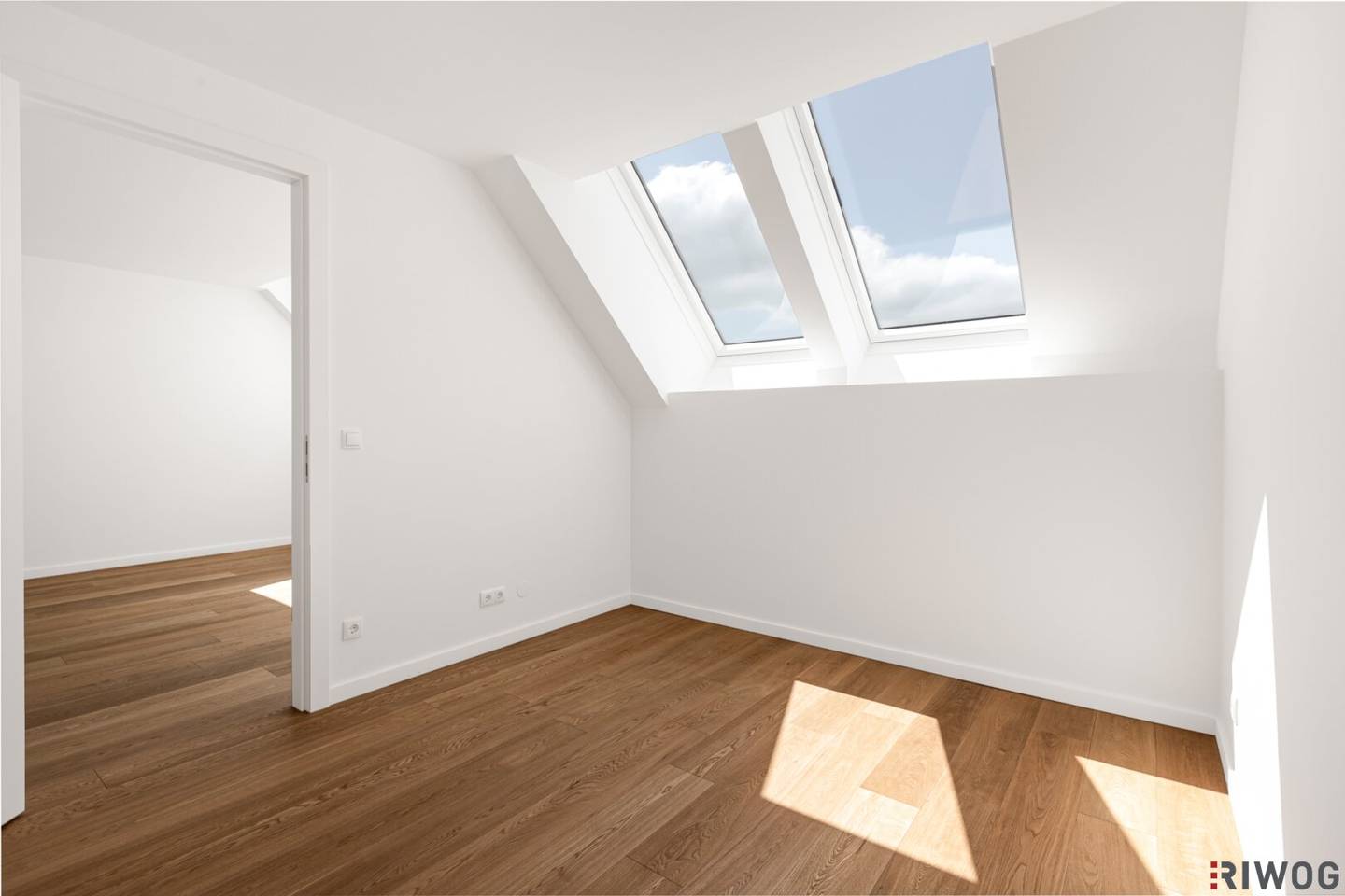 moderne DG-Wohnung mit Balkon I U4-U6 I Anlegerhit (ca 3,1% Rendite) I zwischen Westbahnhof und Wien Zeile