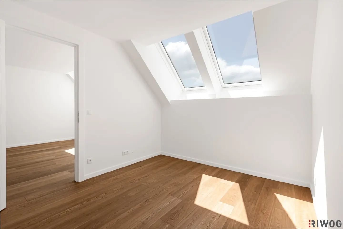 moderne DG-Wohnung mit Balkon I U4-U6 I Anlegerhit (ca 3,1% Rendite) I zwischen Westbahnhof und Wien Zeile