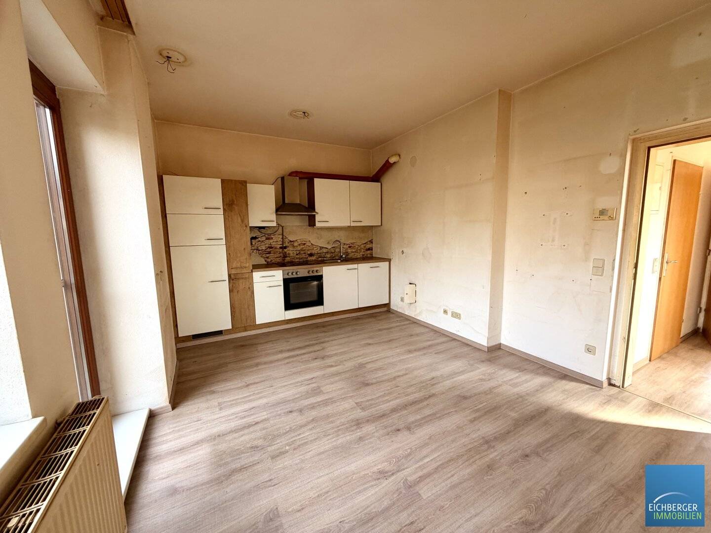 Erfolgreich verkauft - 2 Zimmer Gartenwohnung - direkt beim Bahnhof, eigener Parkplatz