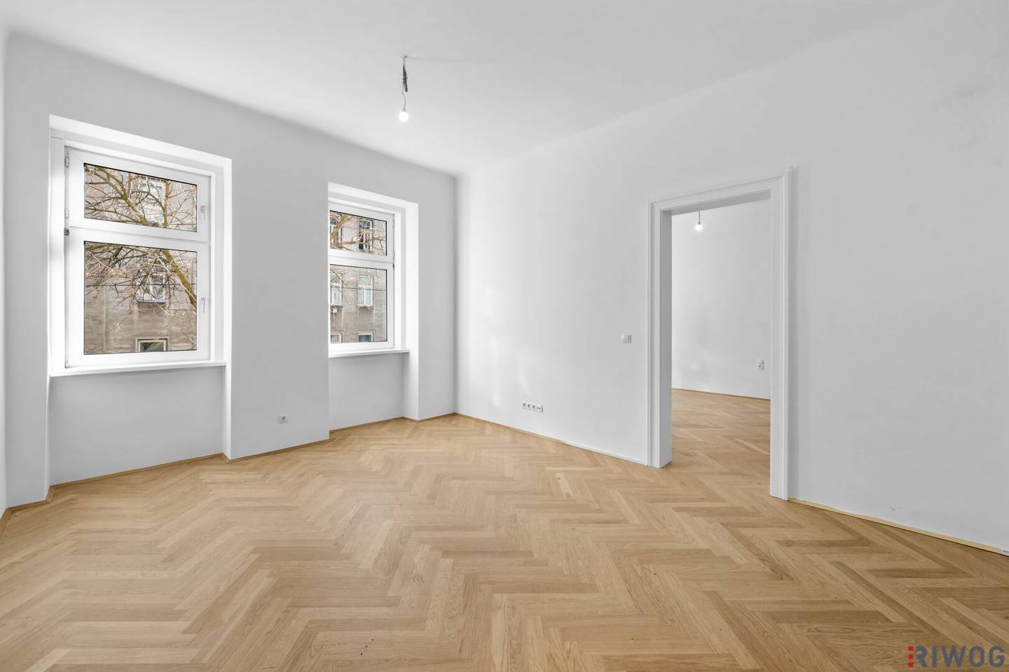 ERSTBEZUG IM ALTBAU II MODERNE KÜCHE  II NÄHE U-BAHN STATION U3 ENKPLATZ