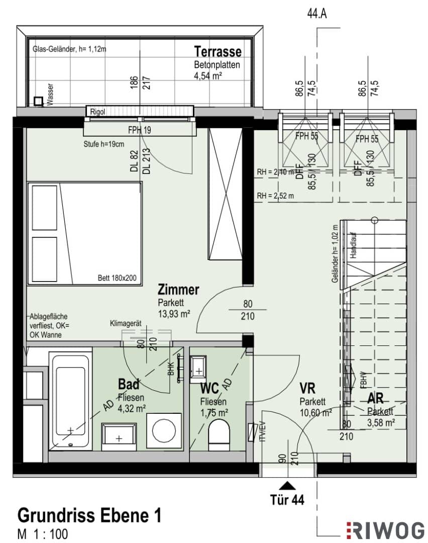 A breathtaking distant view | First occupancy with roof terrace | Top-floor maisonette near Alte Donau | Partly courtyard-side | District heating | Underground parking space optional | Ideal for investors or owner-occupiers | Sustainable project