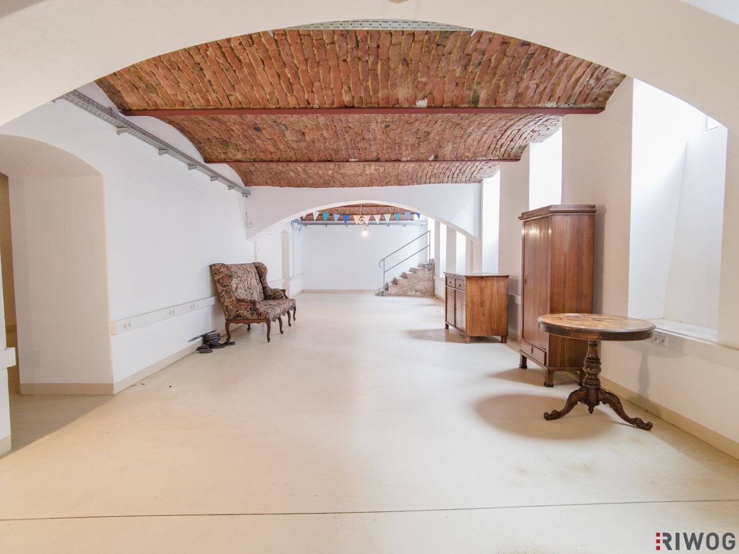 Souterrain-Werkstatt mit Lager | ca. 172m² | saniert | direkter Straßenzugang