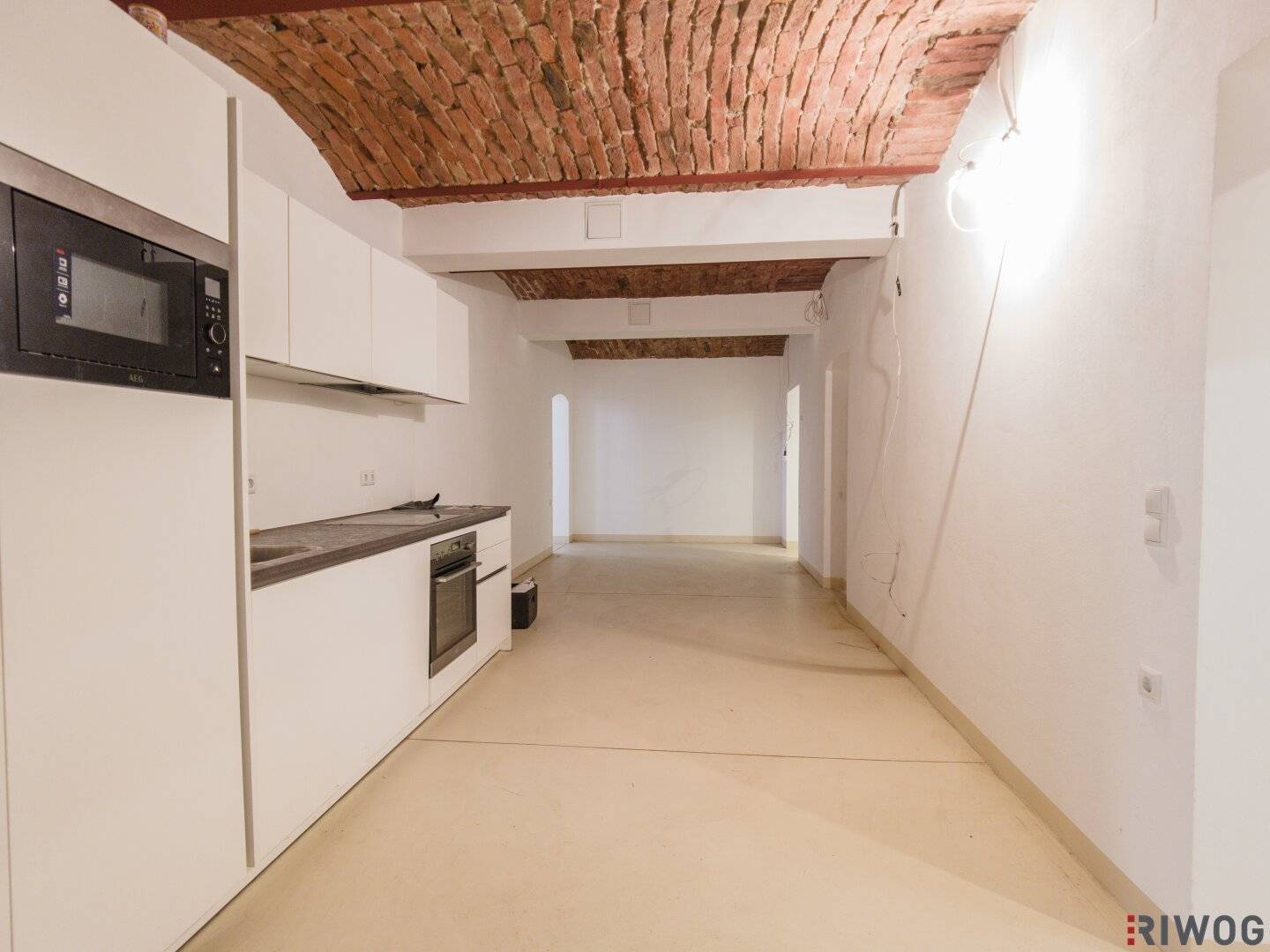 Souterrain-Werkstatt mit Lager | ca. 172m² | saniert | direkter Straßenzugang