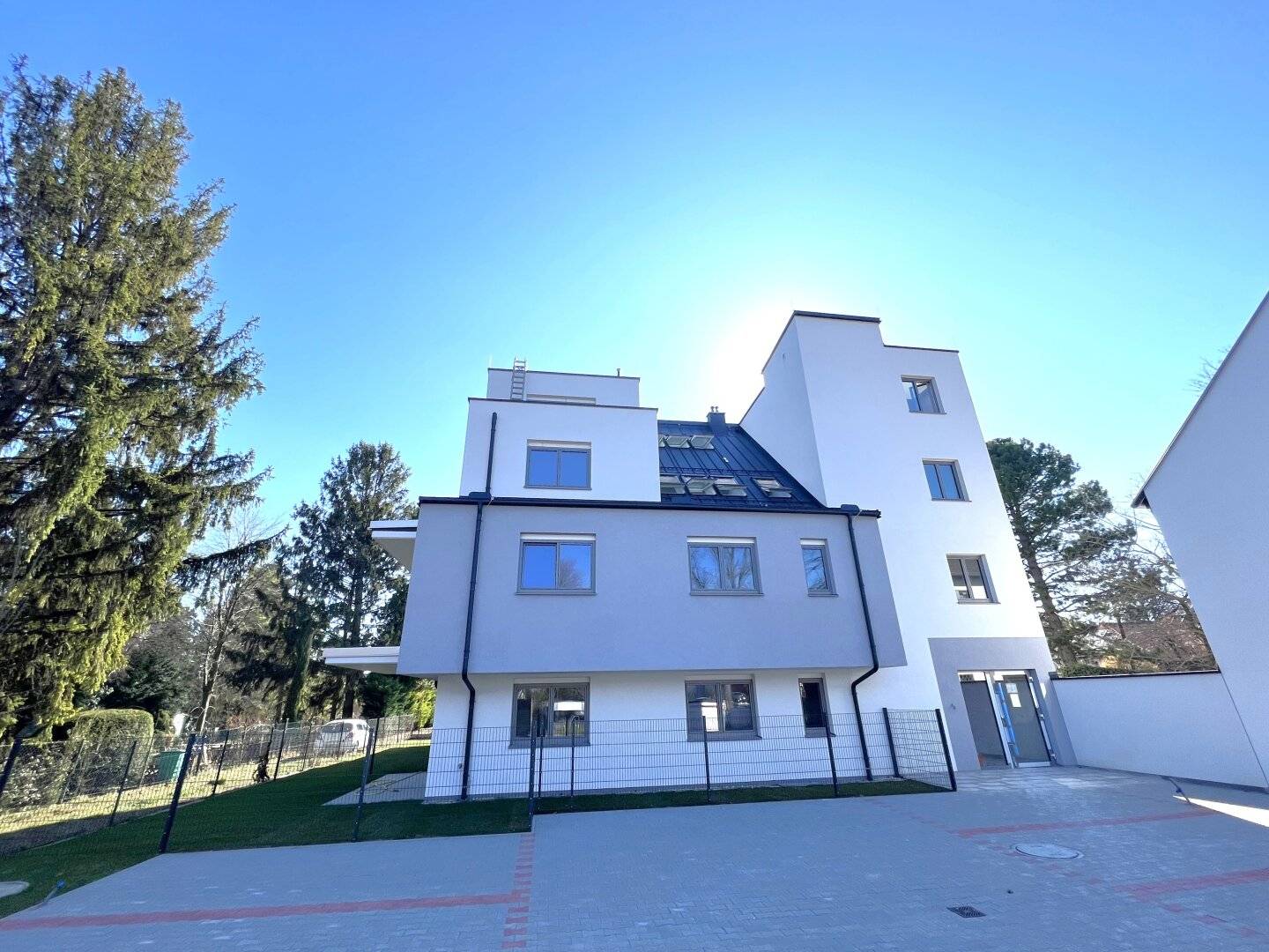 PROVISIONSFREI!!PANORAMABLICK - 3 - ZIMMER WOHNPARADIES MIT BALKON