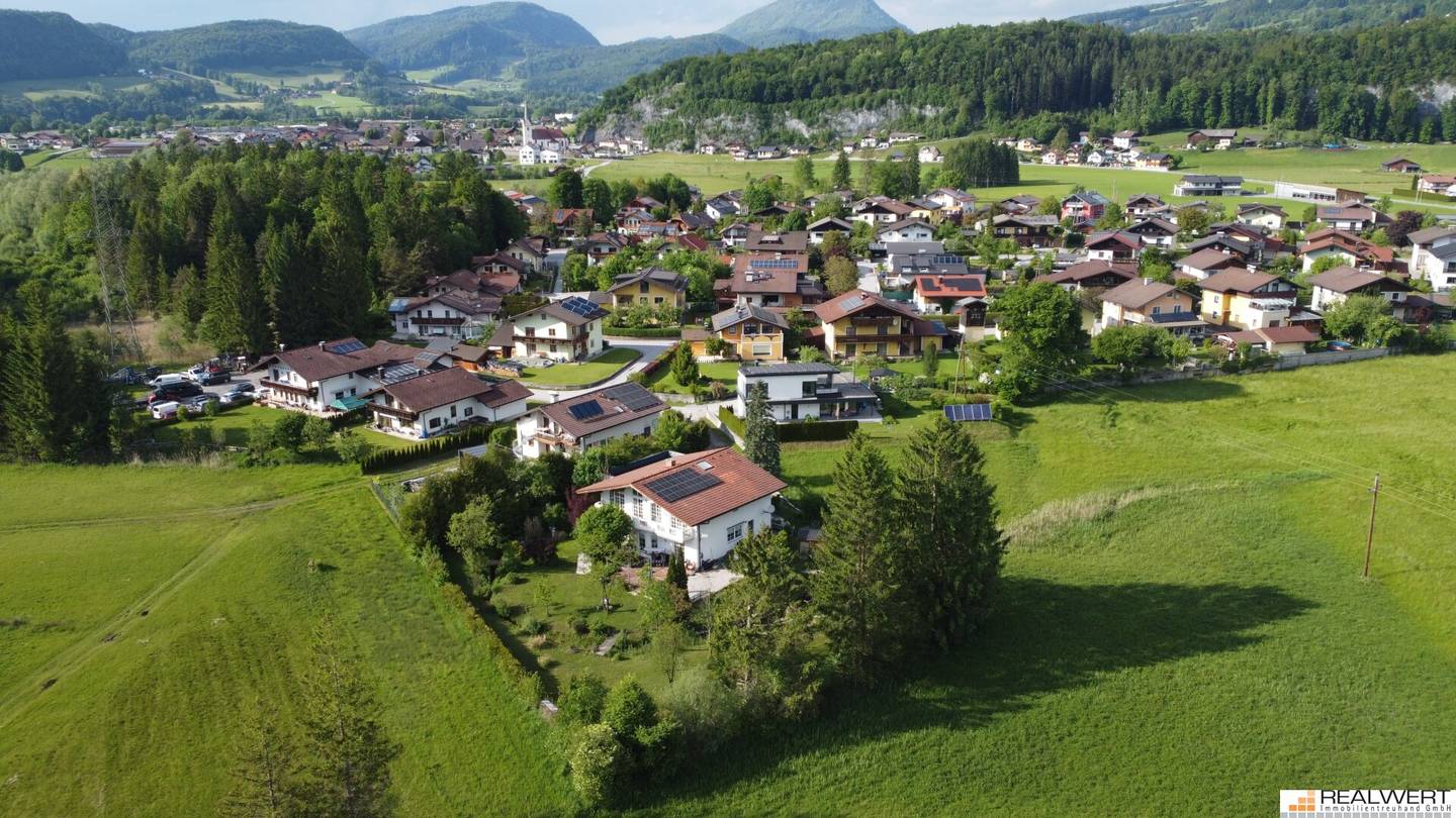 ADNET | PANORAMAGRUNDSTÜCK AM GRÜNLAND