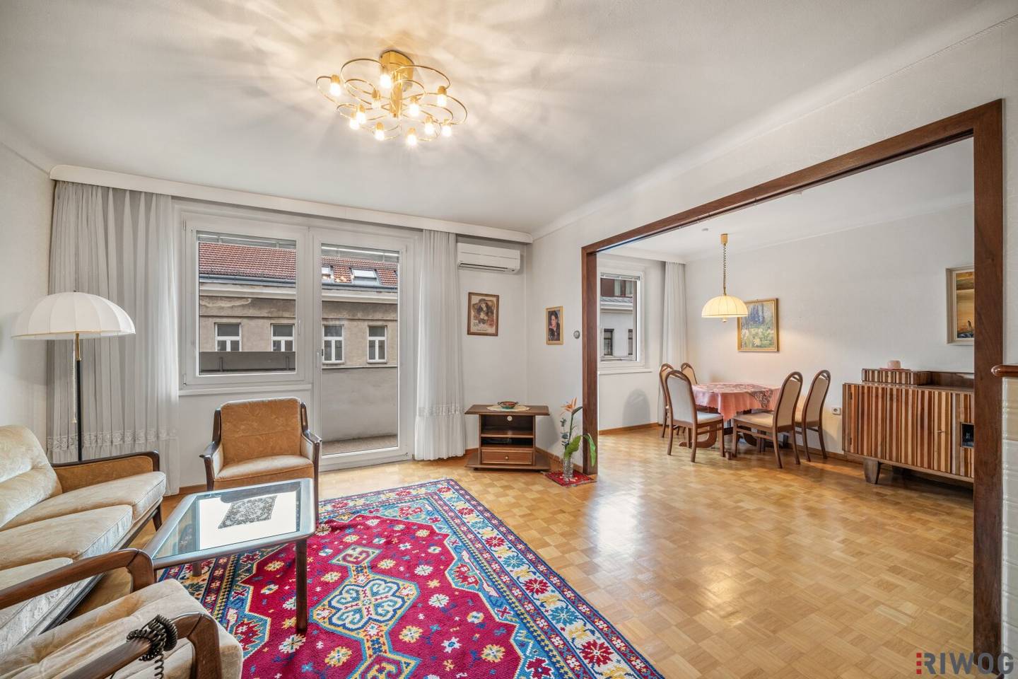 Nähe U1 und Wielandpark I Balkon - Lift - Klimaanlage I ruhige Seitengasse I separate  Küche I beim Reumannplatz