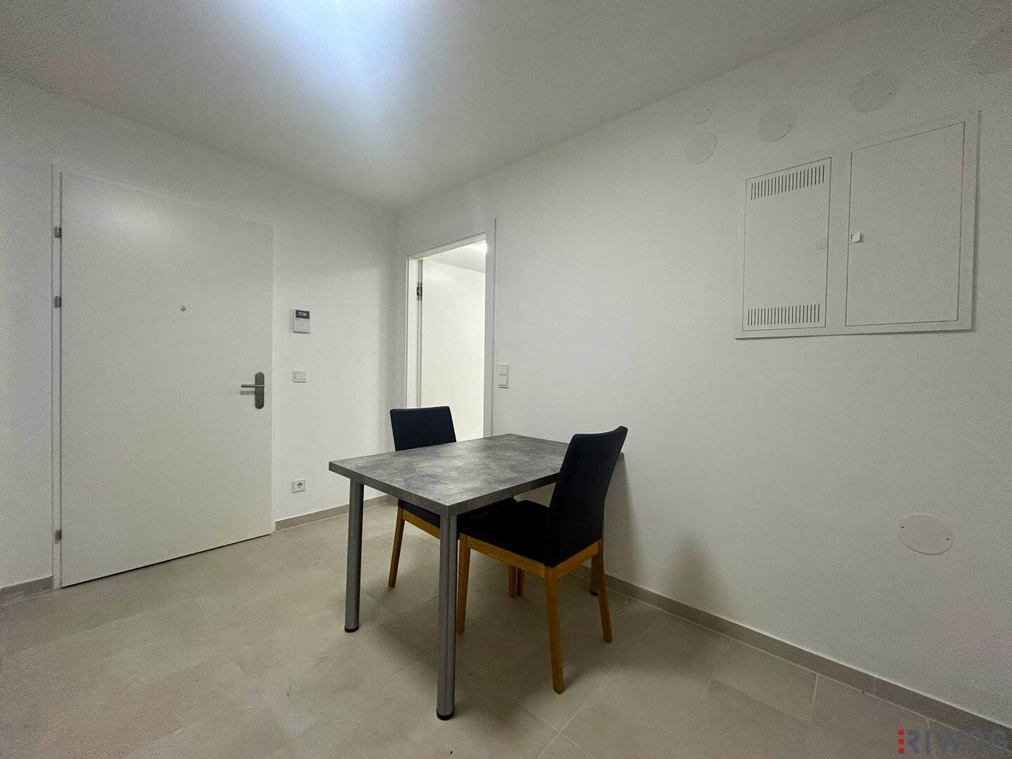 Your Office near U1 Kagraner Platz including kitchenette on Donaufelderstraße