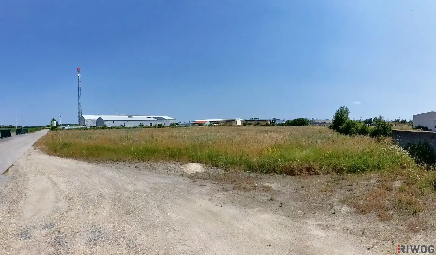 12,500 m² industrial development land | rectangular without existing buildings |