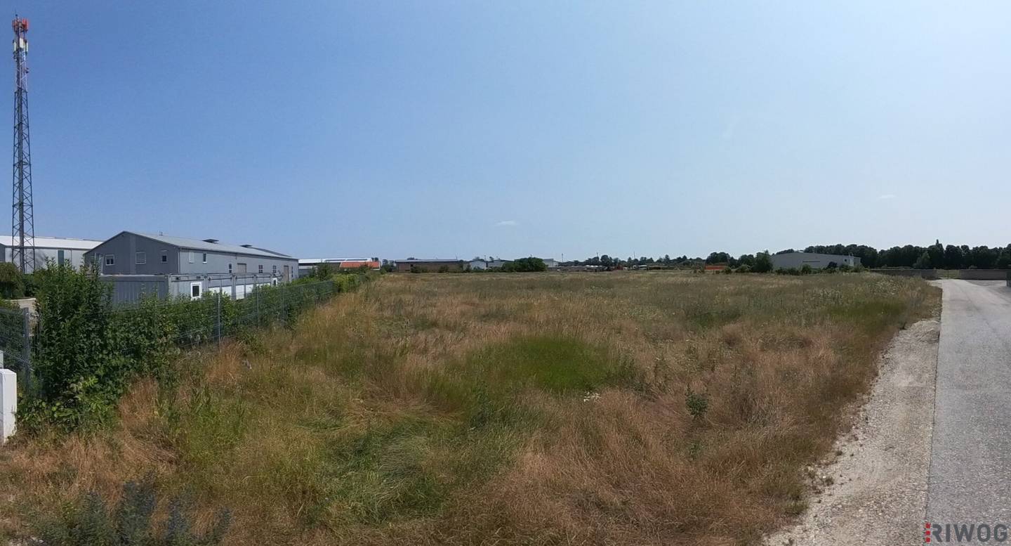 12.500m² Betriebsbaugrund | rechteckig ohne Altbestand |
