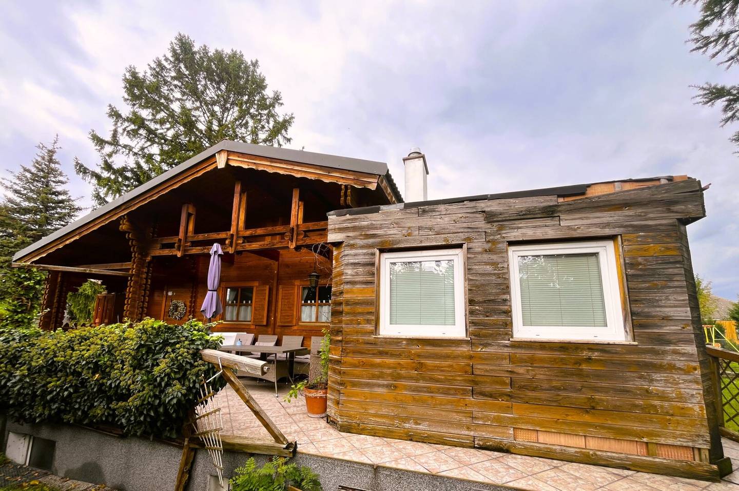 Einfamilienhaus mit Charme und Potenzial in der Schwarzlackenau - Pachtgrund