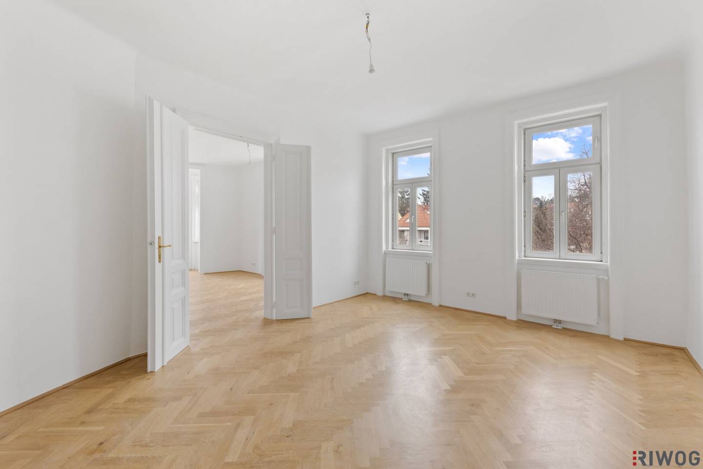 Renovated old building charm in the green Hietzing I Balcony optional I Between Schönbrunn and Lainzer Tiergarten I Near Hietzinger Bad and Tiroler Tor