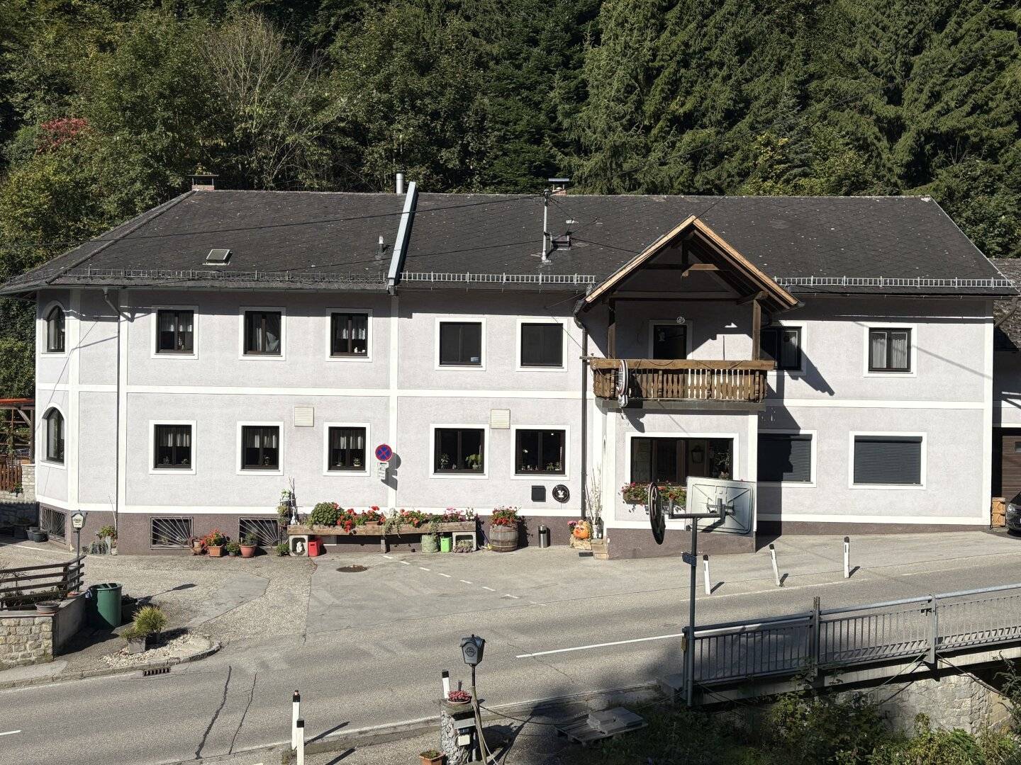 Inn Notmühle Low lease as starting capital