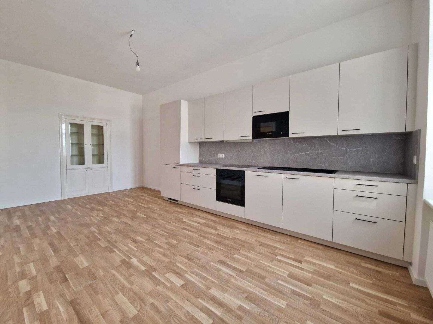 Frisch sanierters Büro Nähe Augarten und Donaukanal