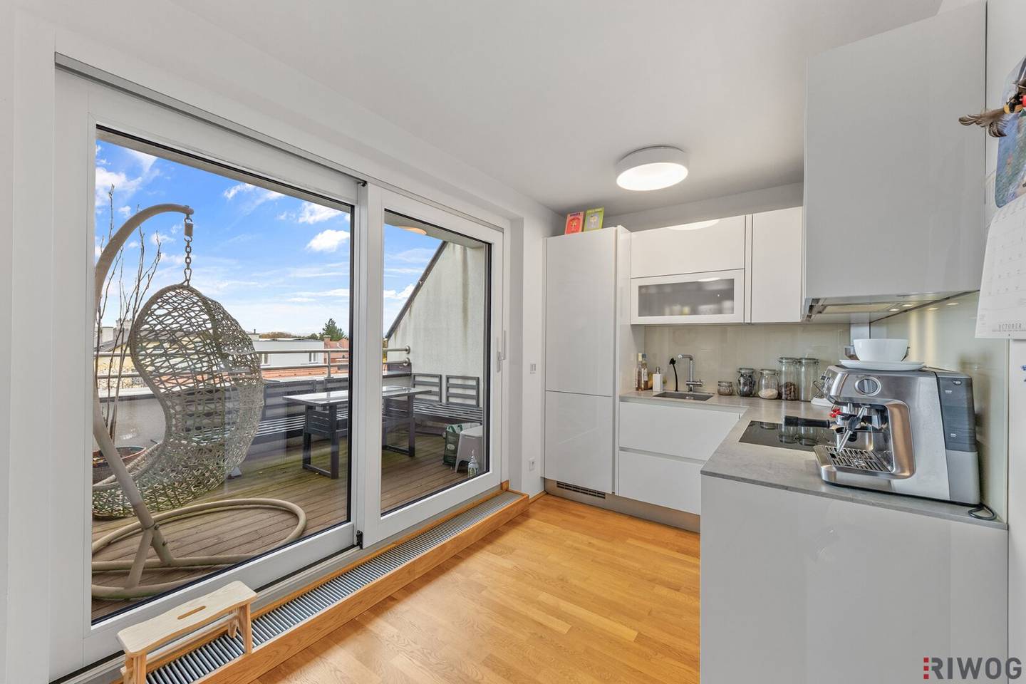 Stylische Terrassen Maisonette mit Fernblick | 2 Min. zum Zentrum Perchtoldsdorf | KFZ-Stellplatz | 5 Min. zur Perchtoldsdorfer Heide