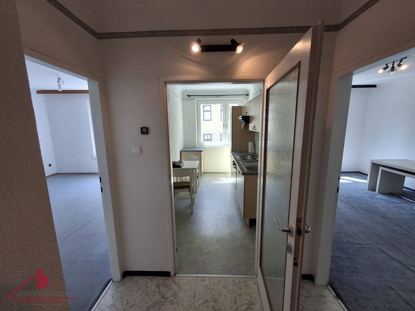 Licht. Ruhe. Potenzial. – Eigentumswohnung in ruhiger Hoflage