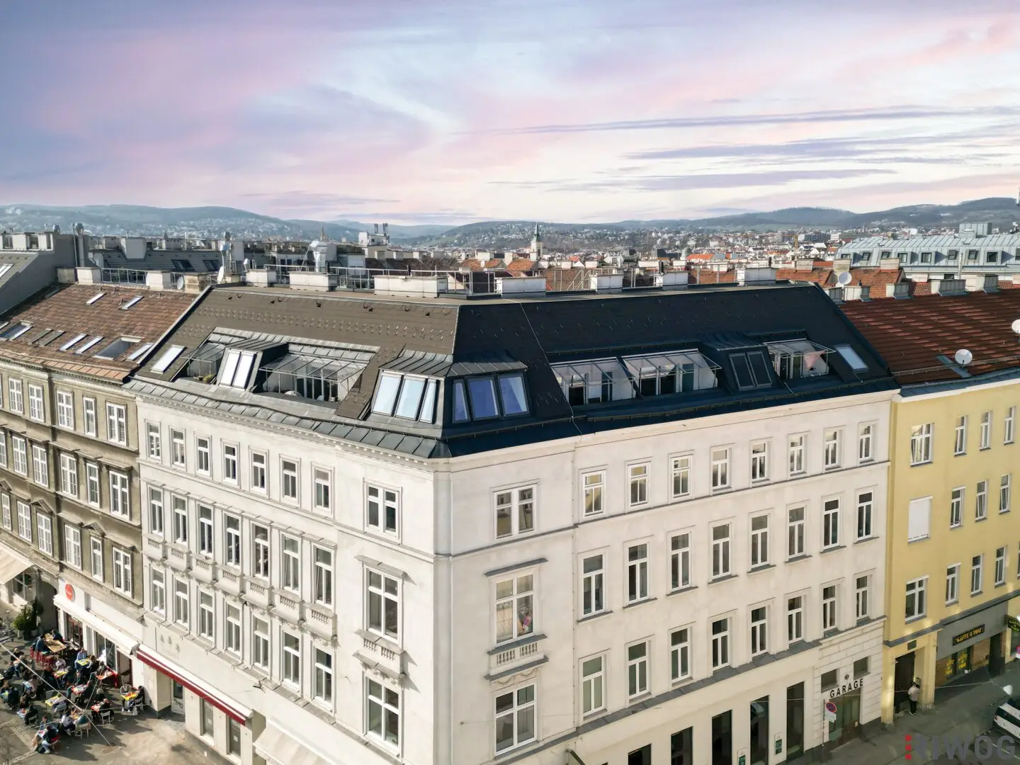 Prime location directly at Yppenplatz II Attic duplex maisonette with terrace II Leased until 07/2028 II