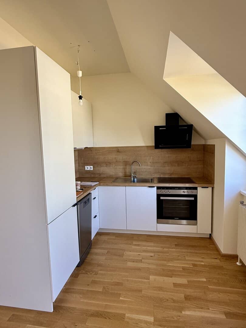 Charmante Wohnung mit Balkon in Ober St. Veit
