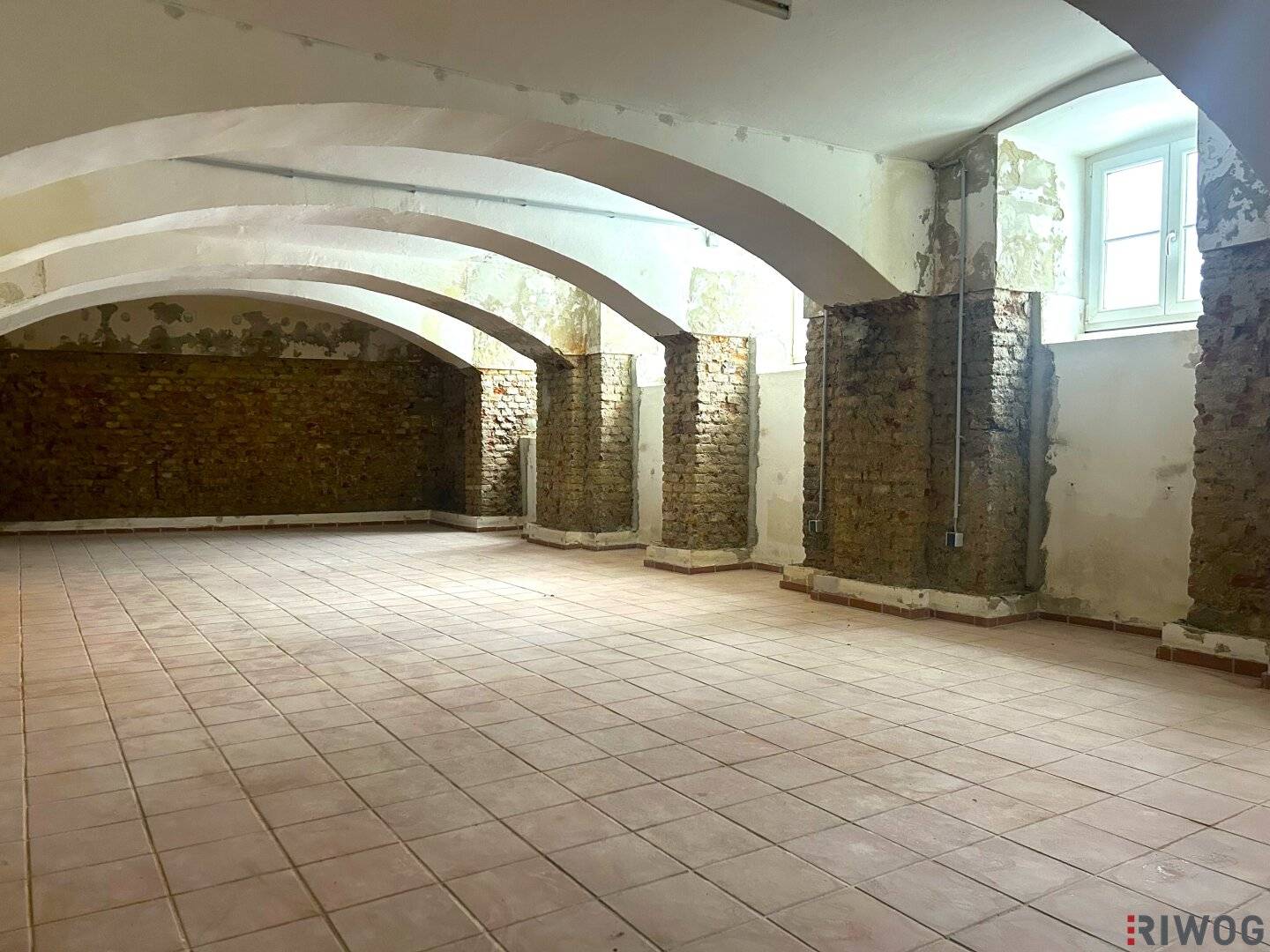 Near U3 - Storage / Studio - on Erdbergstraße - Basement - near Stadionallee and Donaukanal