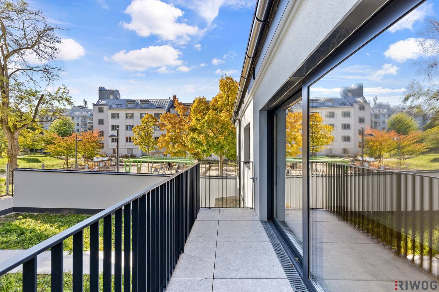 Renovated House + 140 m² South Garden | 5 Minutes from Meidling Station (U6/S-Bahn) | Air Source Heat Pump | Quiet Location | Use Rights to 250 m² of Green Space