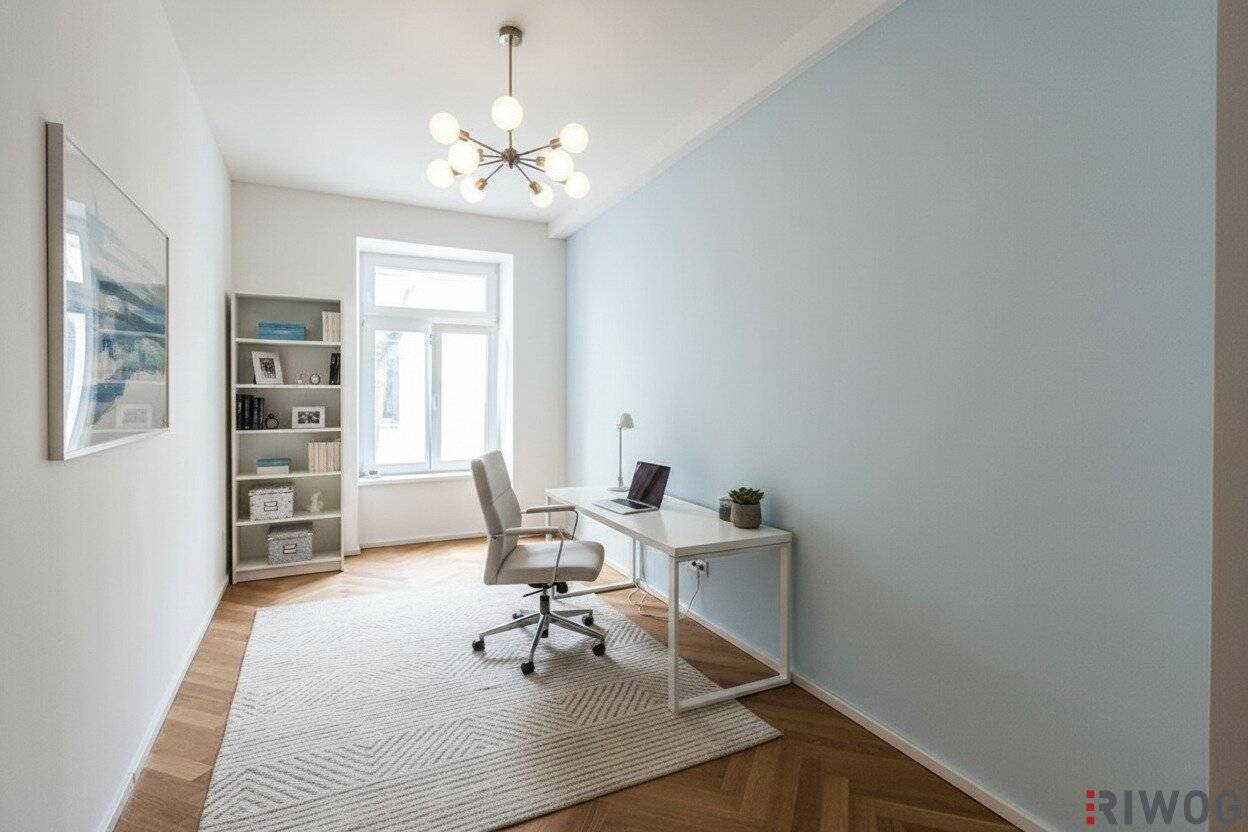Old building balcony apartment renovated historic style old building approx 2 minutes to U4 Schönbrunn approx 15 minutes to the 1st district