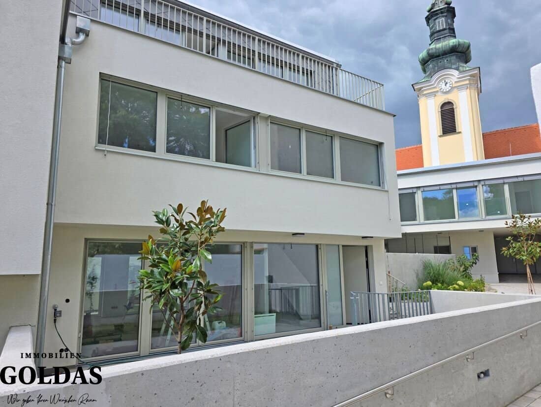 Sustainable living at the Weidlingbach Turnkey modern semi detached house in Klosterneuburg