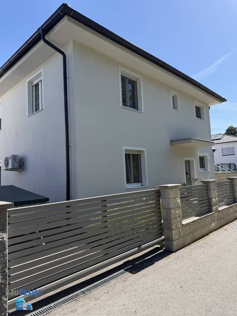 Modernes Einfamilienhaus in schöner Siedlungslage !