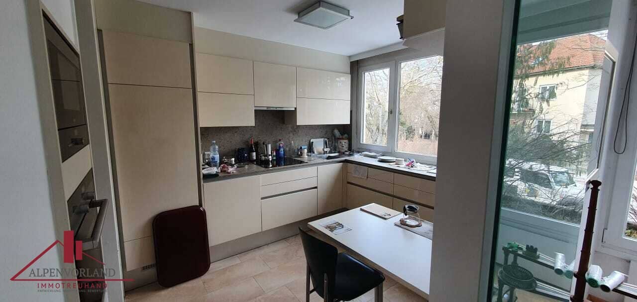 Corner Townhouse in Wien-Mauer, Quiet Location in Top Residential Area