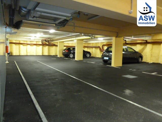 Beautiful garage spaces near Margaretengürtel